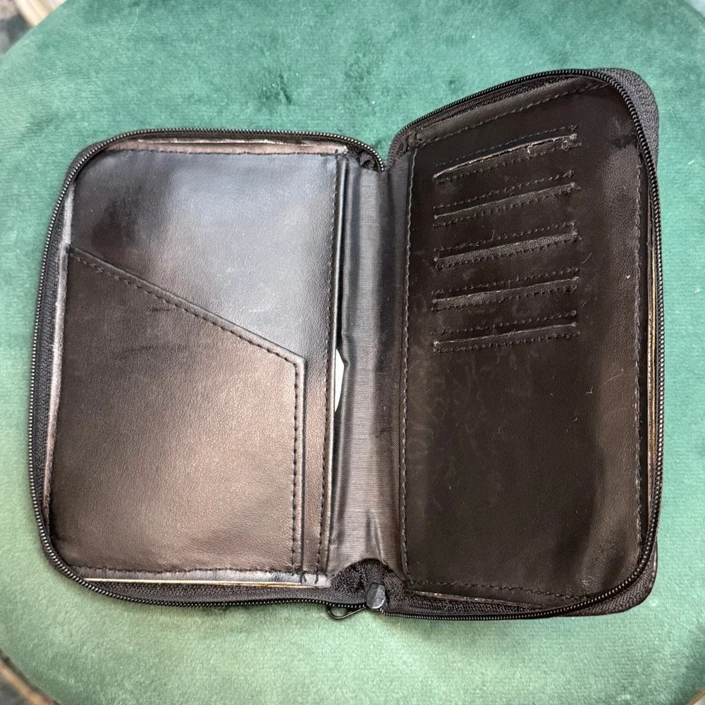 Samsonite Black Zip Around Travel Wallet Passport Organizer Holder